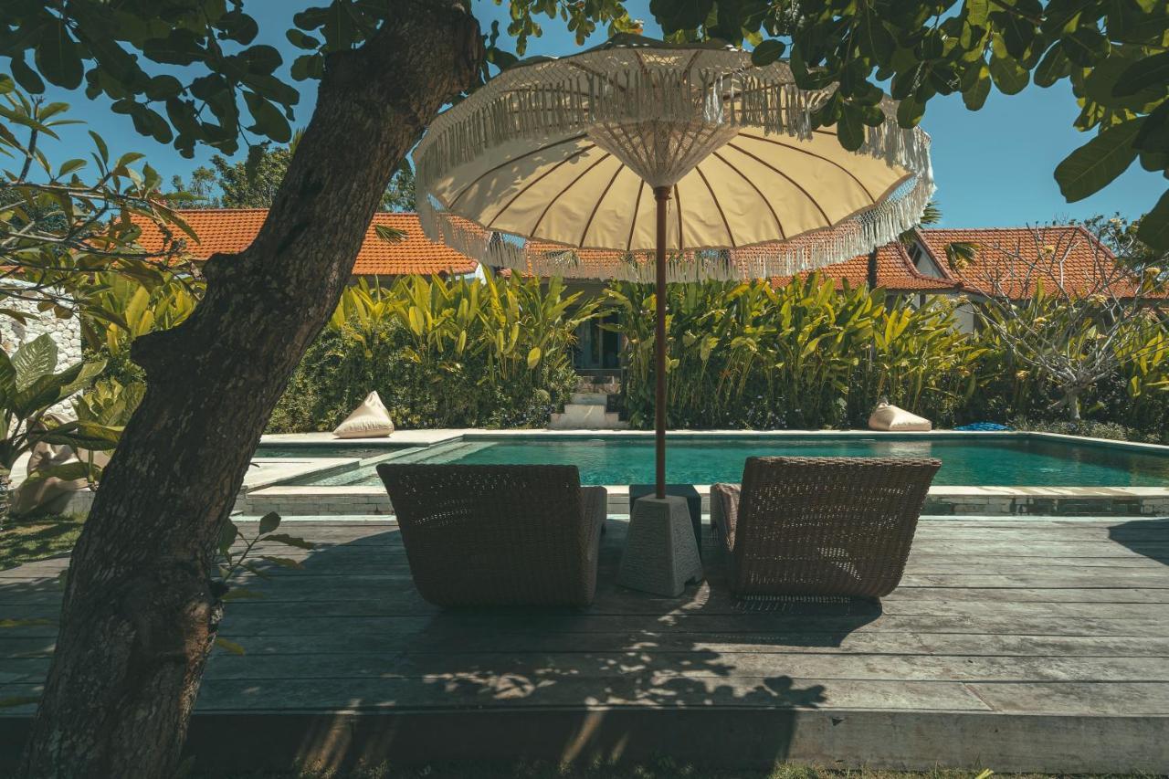 Cari Surf Camp & Studio'S Uluwatu Exterior foto