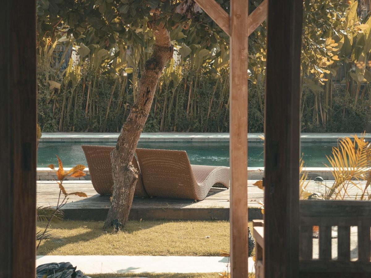 Cari Surf Camp & Studio'S Uluwatu Exterior foto